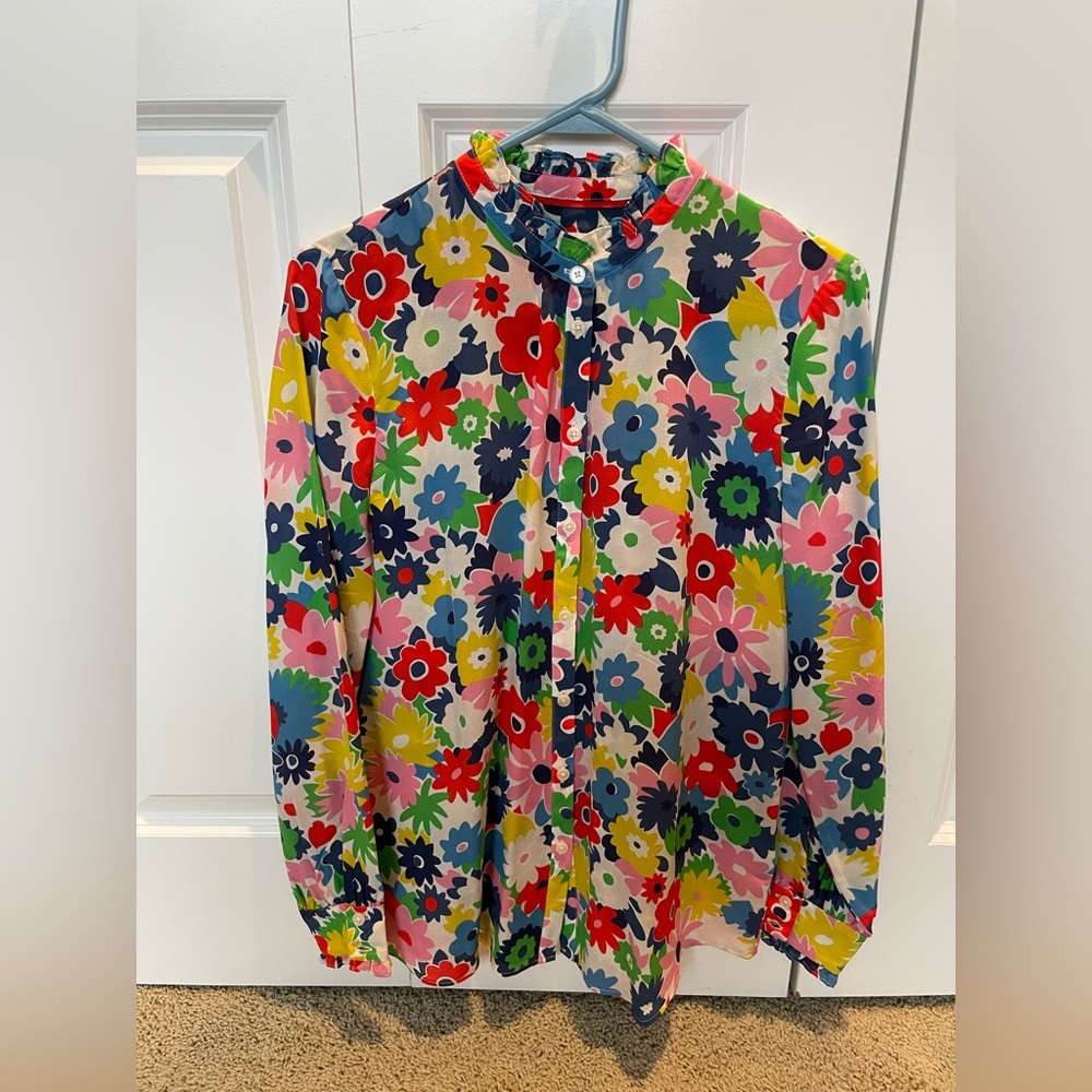 Boden 100% Silk Shirt. Fun floral pattern. Size 8.